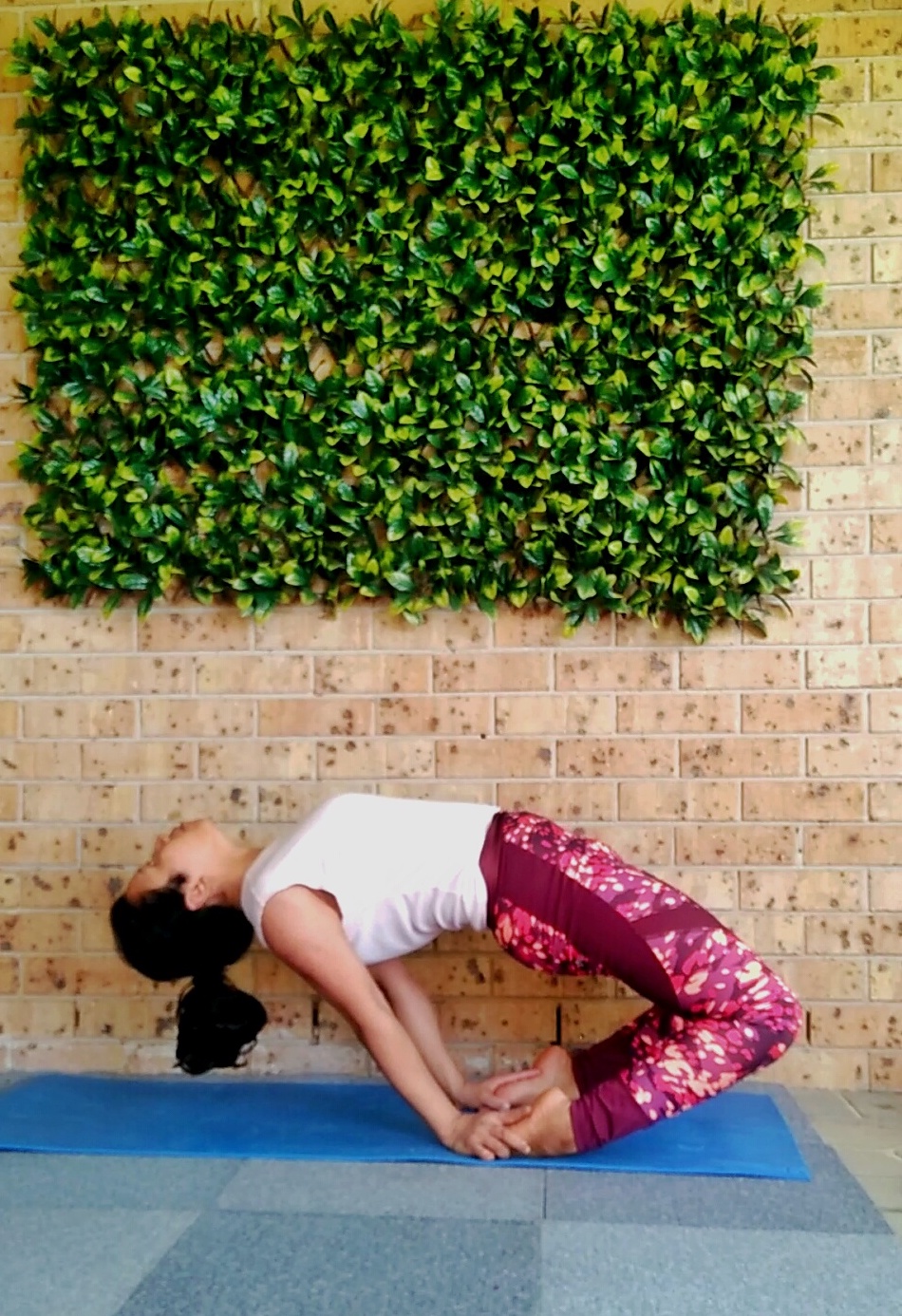 floating camel yoga pose - Destiny's Child