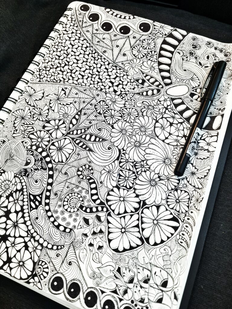 Blackpen zentangle drawing